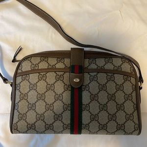 Gucci vintage crossbody